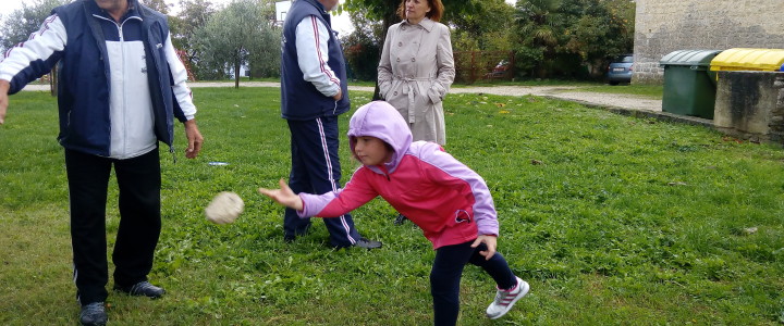 IPS PROVODI EDUKACIJE O PLJOČKANJU